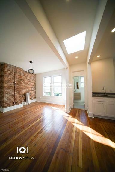 Main picture of 1729 Commonwealth Ave