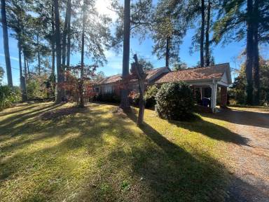 Main picture of 4826 Kilbourne Rd