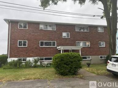 Main picture of 74 Lind St