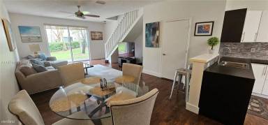 Main picture of 2025 Pompeii Ct
