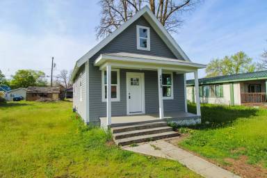 Main picture of 2408 E Sinto Ave