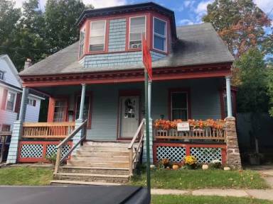 Main picture of 11 Howard Ave