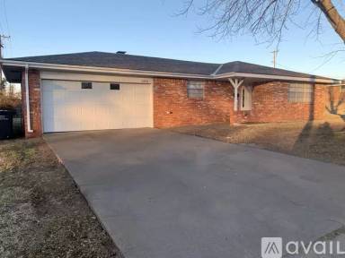 Main picture of 4952 Baylor Dr