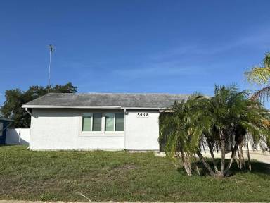 Main picture of 5439 Kenwood Dr