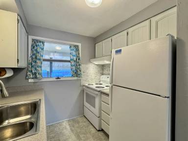 Main picture of 3264 Mendenhall Loop Rd