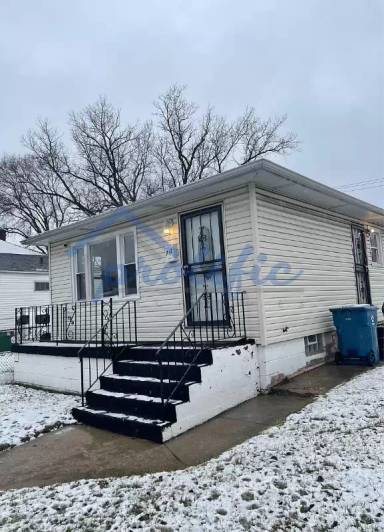 Main picture of 712 W 19th Ave