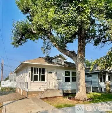 Main picture of 712 11th St N
