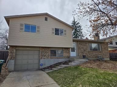 Main picture of 6020 W 108th Ave