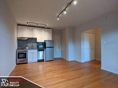 Main picture of 2834 W Palmer St