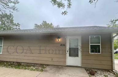 Main picture of 1236 N Mathewson Ave