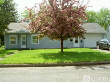Main picture of 735 N Montana Ave