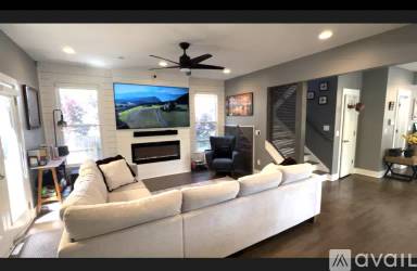 Main picture of 63 Whitefoord Ave SE