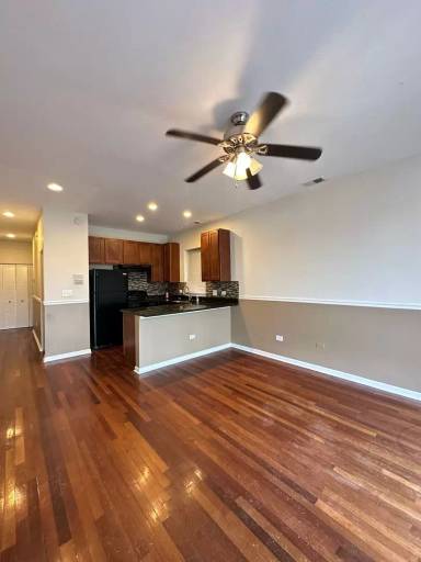 Main picture of 7654 S Colfax Ave