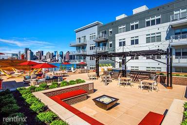 Main picture of 68 Marginal St