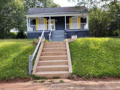 Main picture of 905 Murphy Ave
