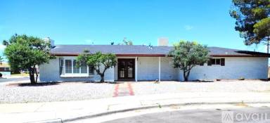 Main picture of 139 Clairemont Dr