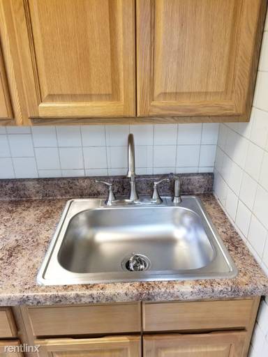 Main picture of 252 Clark Pl