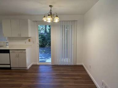 Main picture of 23820 Edmonds Way