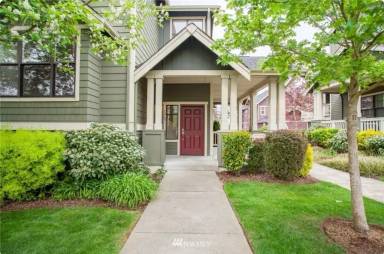 Main picture of 1867 NE Kenyon Ct