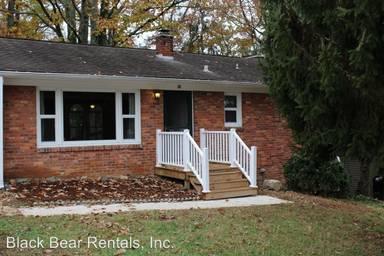 Main picture of 13 Wentworth Ave