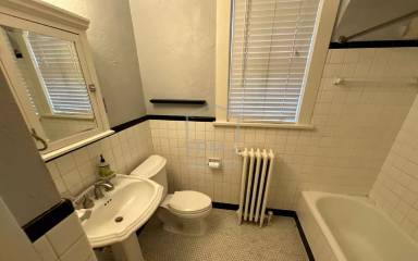 Main picture of 954 Sheridan St