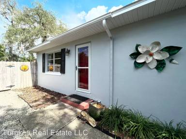Main picture of 2269 Washington Rd