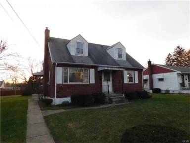 Main picture of 921 Cambridge Ave
