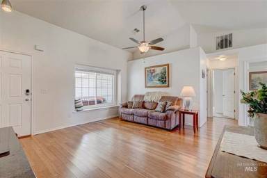 Main picture of 2120 E Colorado Ave