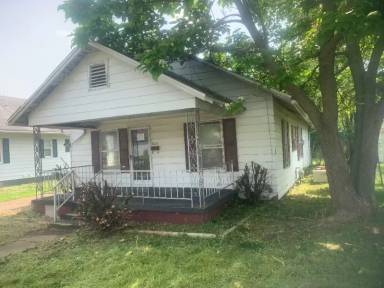 Main picture of 804 S Walnut St