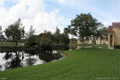 Main picture of Isles At Lago Mar