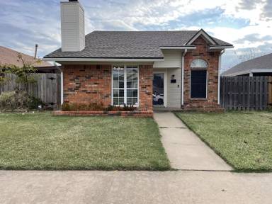 Main picture of 2136 Lonnie Ln