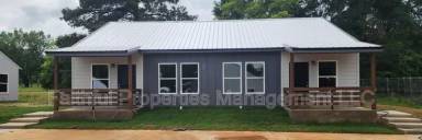 Main picture of 405 N Logan Lane - A