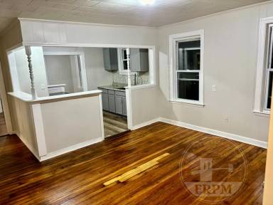 Main picture of 279 Fountain St