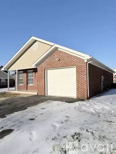 Main picture of 401 Catalpa Cir