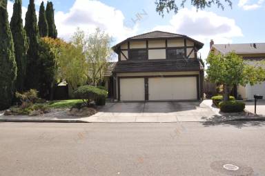 Main picture of 5605 Lynwood Ct