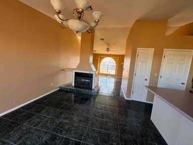Main picture of 3761 Agate St
