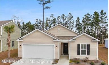 Main picture of 32 Hawkhorn Ct