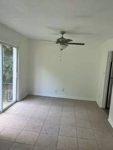 Main picture of 390 W Lake Ave NW