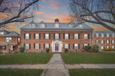 Main picture of 2425 Longview Ave SW
