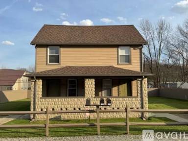 Main picture of 1120 Manor Ave