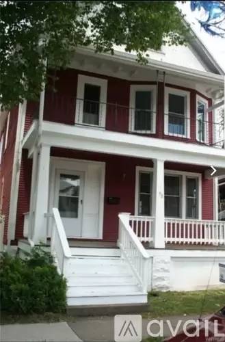 Main picture of 98 Royal Ave