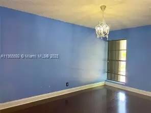 Main picture of 1072 NW 98th Ter