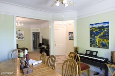 Main picture of 1447 W Foster Ave