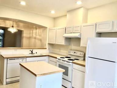Main picture of 5207 238th Ln SE