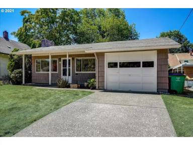 Main picture of 315 NE 63rd Ave