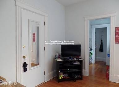 Main picture of 99 Marion St