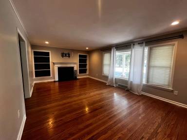Main picture of 607 Southview Dr