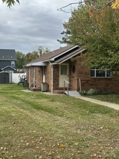 Main picture of 7349 Waldman Ave