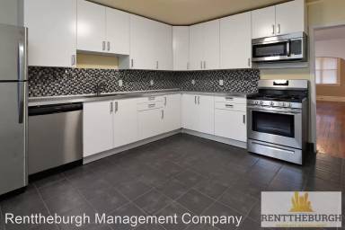 Main picture of 2501 Spring St