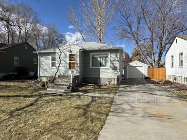 Main picture of 1711 Avenue D